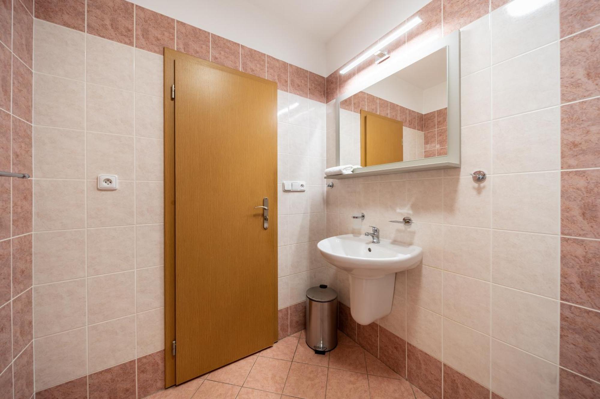 Vila Dum Evropa Třeboň Esterno foto